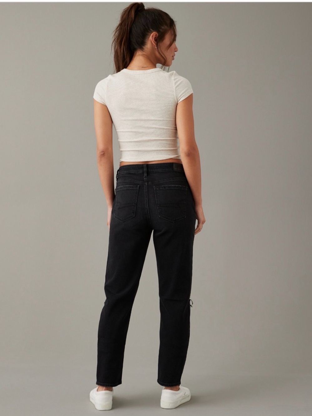 AE Strigid Mom Jean - Destroyed Black -
Size: 16 Regular - Picture 3 of 7